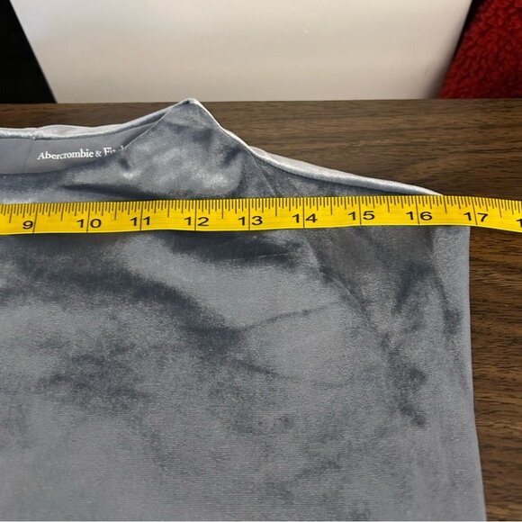 💕 A&F Valour ruched Cropped Top Y2K L - Picture 6 of 7